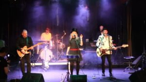 Pikinen Poloku esittää: VOYAGE Mallassaunalla 10.6. klo 20